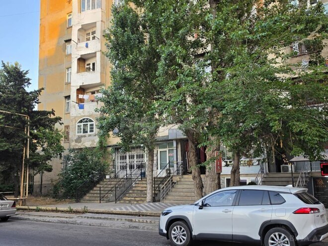 Satılır 3 otaqlı köhnə tikili 75 m², Bakıxanov q., photo 4 from 32