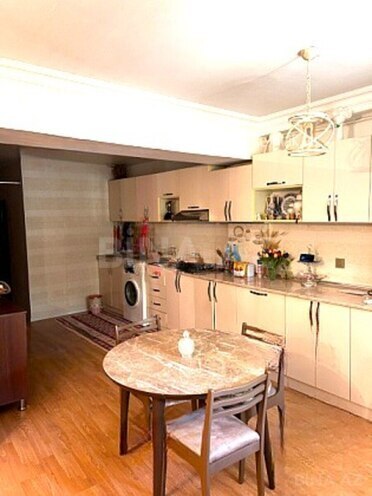 Satılır 3 otaqlı köhnə tikili 80 m², Həzi Aslanov m., photo 11 from 15