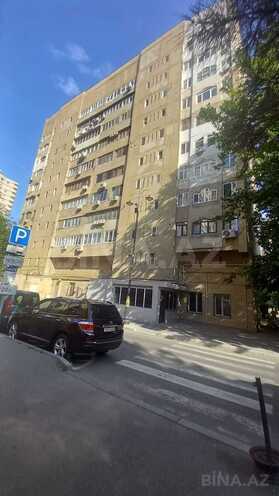 Продаётся 3-комн. вторичка 100 м², м. Низами, photo 3 from 21