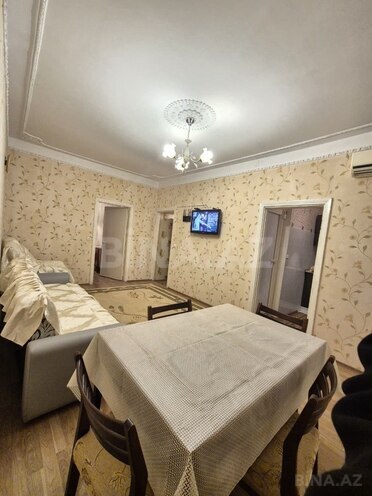 İcarəyə verilir 2 otaqlı köhnə tikili 56 m², Memar Əcəmi m., photo 4 from 11