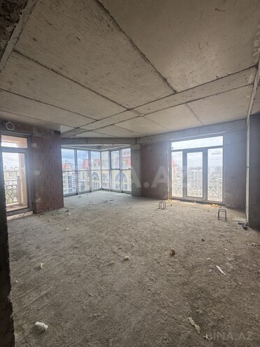 Satılır 8 otaqlı yeni tikili 746 m², 28 May m., photo 5 from 8