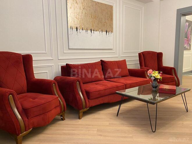 Сдаётся 2-комн. новостройка 90 м², пос. Бадамдар, photo 1 from 32