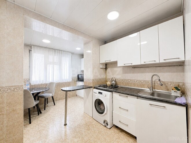 Продаётся 3-комн. вторичка 80 м², м. Нариман Нариманов, photo 1 from 8