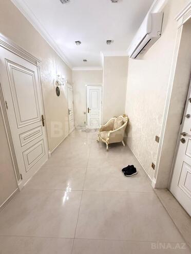 Продаётся 2-комн. новостройка 97 м², м. Ази Асланов, photo 12 from 16