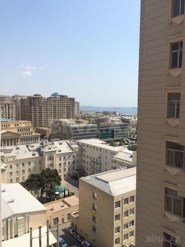 İcarəyə verilir 2 otaqlı yeni tikili 100 m², 28 May m., photo 14 from 15