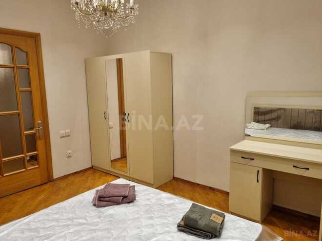 İcarəyə verilir 2 otaqlı köhnə tikili 70 m², 28 May m., photo 5 from 12