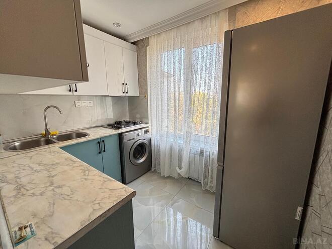 Сдаётся 3-комн. вторичка 80 м², м. Кара Караев, photo 9 from 18