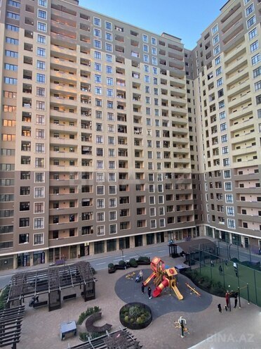 Сдаётся 2-комн. новостройка 60 м², м. Иншаатчылар, photo 1 from 9