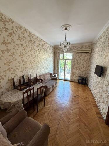 Сдаётся 2-комн. вторичка 55 м², м. Элмляр Академиясы, photo 1 from 9