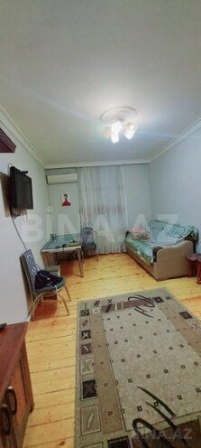 Satılır 2 otaqlı köhnə tikili 45 m², Sahil m., photo 3 from 11
