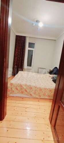 Satılır 2 otaqlı köhnə tikili 45 m², Sahil m., photo 6 from 11