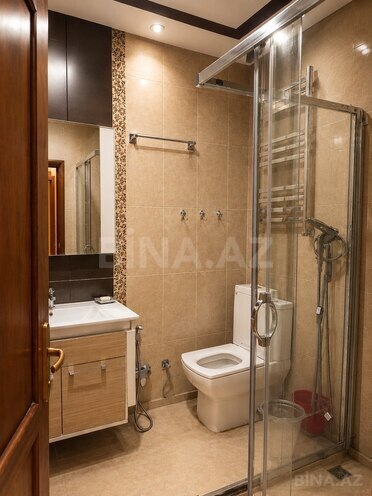 Сдаётся 3-комн. вторичка 80 м², м. 8 ноября, photo 6 from 8