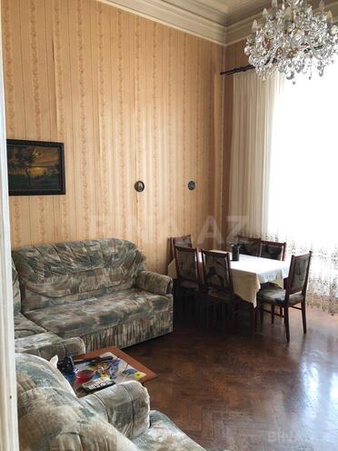 Продаётся 3-комн. вторичка 85 м², м. Низами, photo 10 from 20