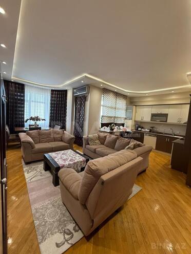 İcarəyə verilir 3 otaqlı yeni tikili 110 m², İnşaatçılar m., photo 17 from 32