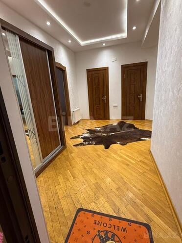 İcarəyə verilir 3 otaqlı yeni tikili 110 m², İnşaatçılar m., photo 1 from 32