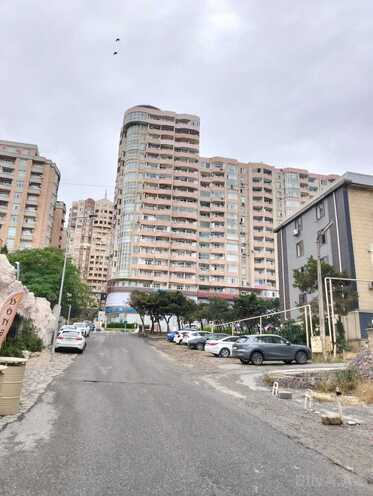 Продаётся 3-комн. вторичка 72 м², м. Элмляр Академиясы, photo 1 from 18