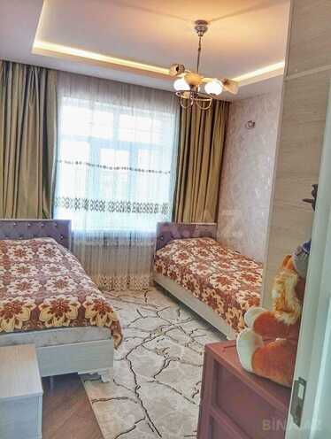 Продаётся 2-комн. вторичка 65 м², пос. Карачухур, photo 4 from 12