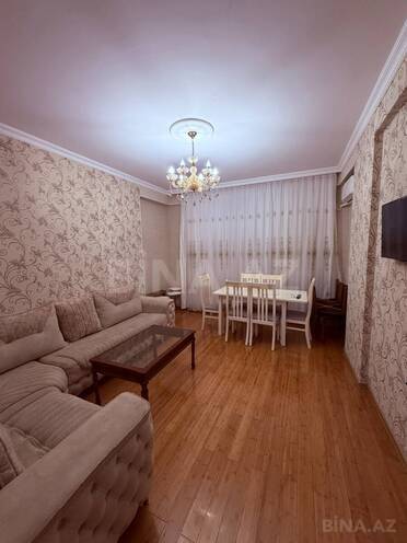 Сдаётся 2-комн. новостройка 65 м², м. Ази Асланов, photo 1 from 14