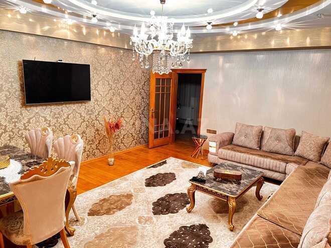 Продаётся 4-комн. новостройка 136 м², м. Ази Асланов, photo 1 from 17