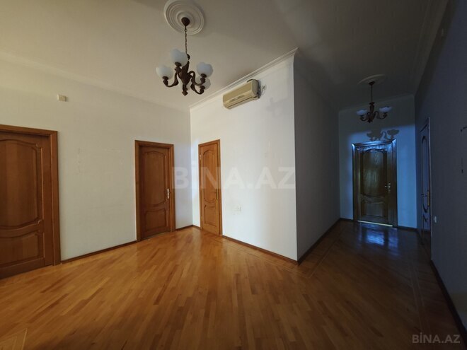İcarəyə verilir 6 otaqlı həyət evi/bağ evi 300 m², Bakıxanov q., photo 19 from 25