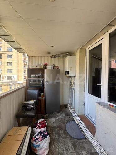 Продаётся 3-комн. вторичка 70 м², м. Иншаатчылар, photo 16 from 19