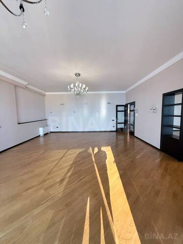 İcarəyə verilir 4 otaqlı yeni tikili 280 m², 28 May m., photo 9 from 25