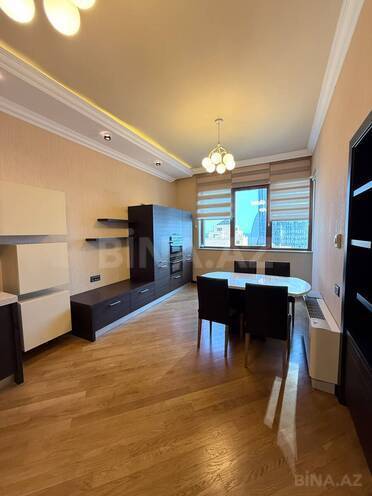 İcarəyə verilir 4 otaqlı yeni tikili 280 m², 28 May m., photo 14 from 25