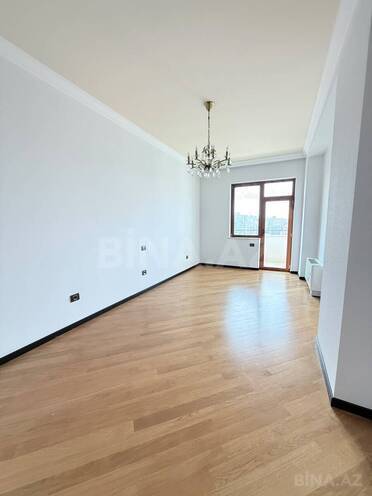 İcarəyə verilir 4 otaqlı yeni tikili 280 m², 28 May m., photo 13 from 25