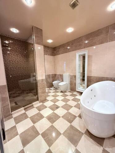 İcarəyə verilir 4 otaqlı yeni tikili 280 m², 28 May m., photo 19 from 25