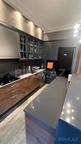 Сдаётся 2-комн. новостройка 90 м², м. 8 ноября, photo 1 from 12