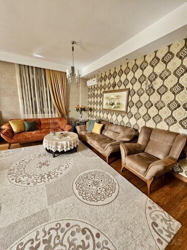 Продаётся 3-комн. новостройка 127 м², м. Элмляр Академиясы, photo 1 from 23
