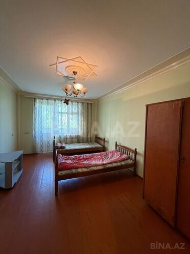 Сдаётся 3-комн. вторичка 75 м², м. Элмляр Академиясы, photo 1 from 10