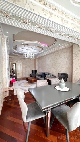 Сдаётся 4-комн. вторичка 172 м², м. Нефтчиляр, photo 15 from 28