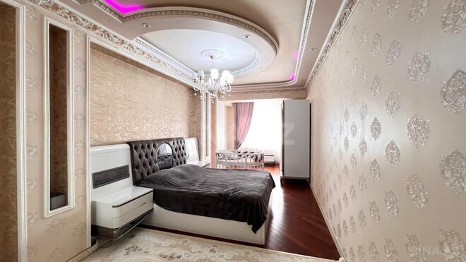 Сдаётся 4-комн. вторичка 172 м², м. Нефтчиляр, photo 6 from 28