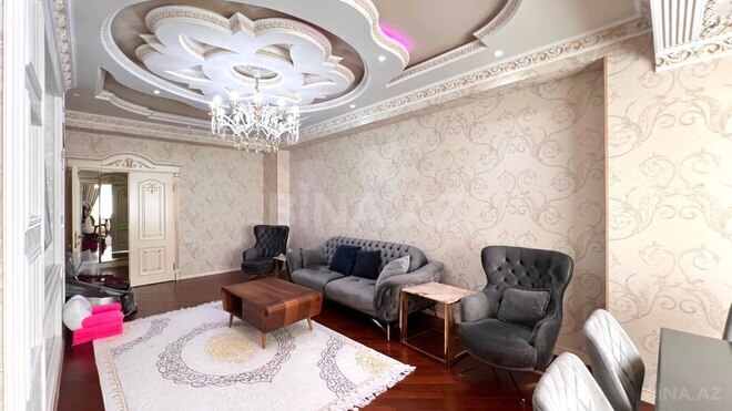 Сдаётся 4-комн. вторичка 172 м², м. Нефтчиляр, photo 12 from 28