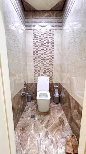 Сдаётся 4-комн. вторичка 172 м², м. Нефтчиляр, photo 19 from 28