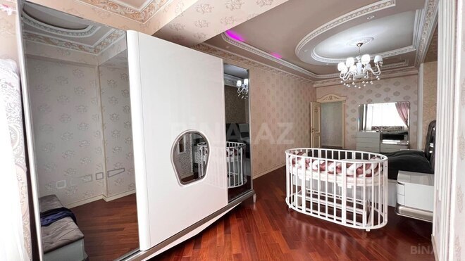 Сдаётся 4-комн. вторичка 172 м², м. Нефтчиляр, photo 5 from 28
