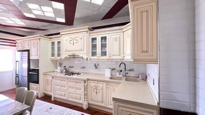 Сдаётся 4-комн. вторичка 172 м², м. Нефтчиляр, photo 14 from 28