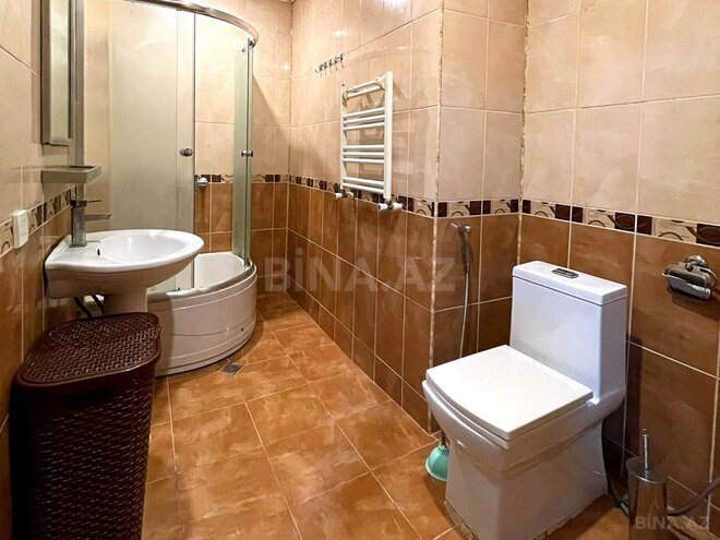 Продаётся 3-комн. новостройка 126 м², м. Низами, photo 15 from 17