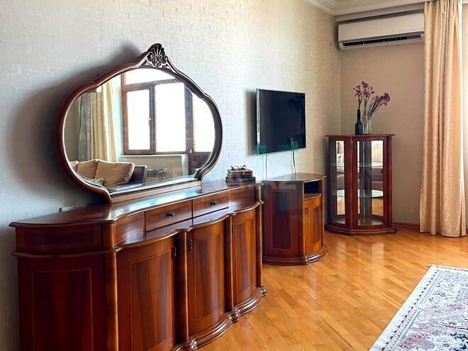 Продаётся 3-комн. новостройка 126 м², м. Низами, photo 13 from 17