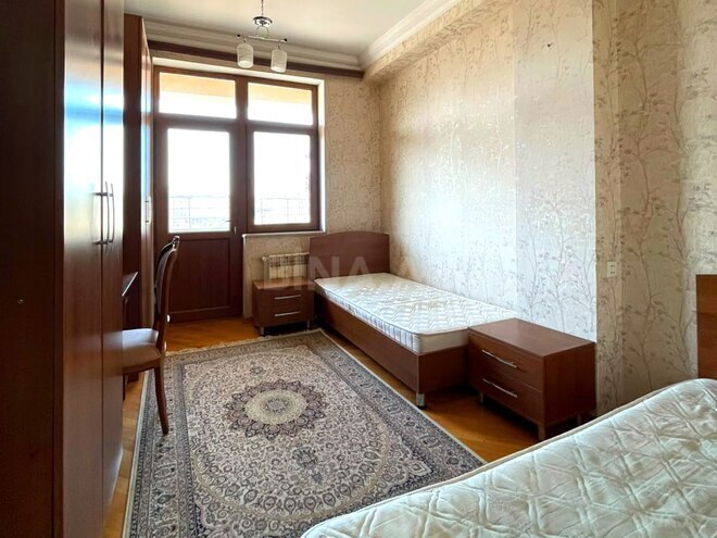 Продаётся 3-комн. новостройка 126 м², м. Низами, photo 9 from 17