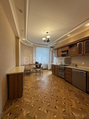 Satılır 3 otaqlı yeni tikili 140 m², İnşaatçılar m., photo 12 from 16