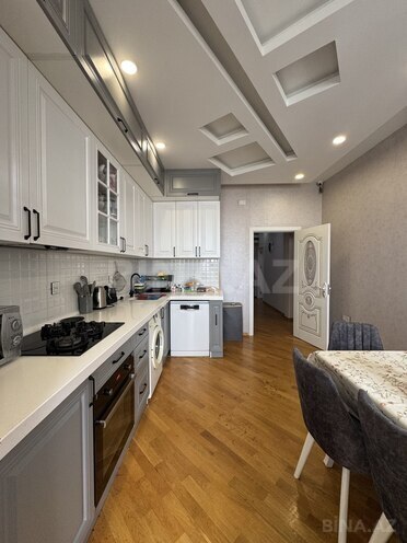 Satılır 3 otaqlı yeni tikili 135 m², İnşaatçılar m., photo 14 from 16