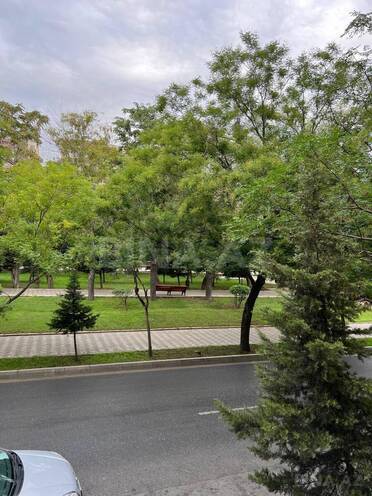 Сдаётся 3-комн. вторичка 90 м², Насиминский  р., photo 1 from 16