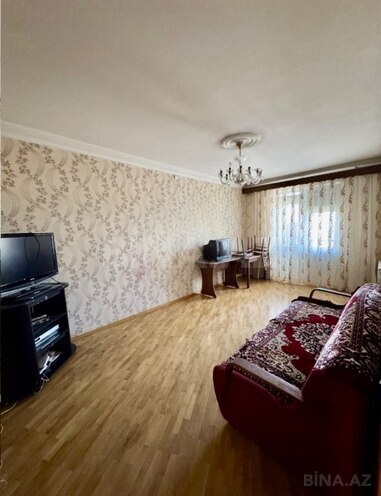 İcarəyə verilir 3 otaqlı köhnə tikili 75 m², Azadlıq Prospekti m., photo 1 from 13