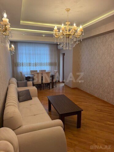 Продаётся 2-комн. новостройка 103 м², м. Элмляр Академиясы, photo 3 from 18