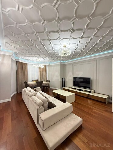 Продаётся 4-комн. новостройка 135 м², м. 8 ноября, photo 1 from 12