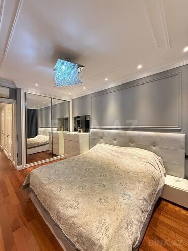 Продаётся 4-комн. новостройка 135 м², м. 8 ноября, photo 7 from 12