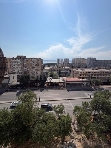 Продаётся 2-комн. вторичка 65 м², м. Ази Асланов, photo 10 from 13