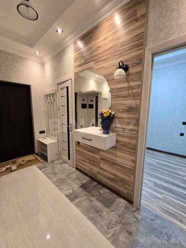 Сдаётся 3-комн. новостройка 85 м², м. Нефтчиляр, photo 1 from 25